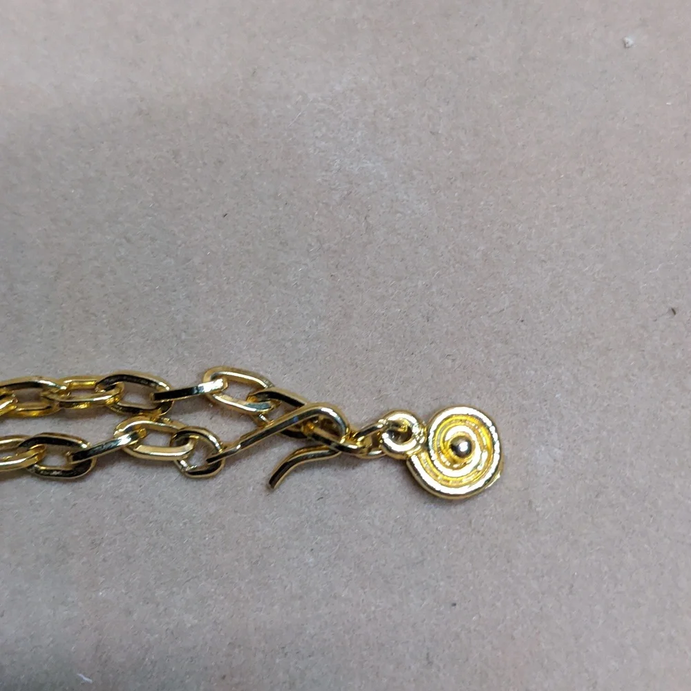 Filigree-style Statement Necklace, Gold-tone On Large Link Chain - Picture 4 of 4